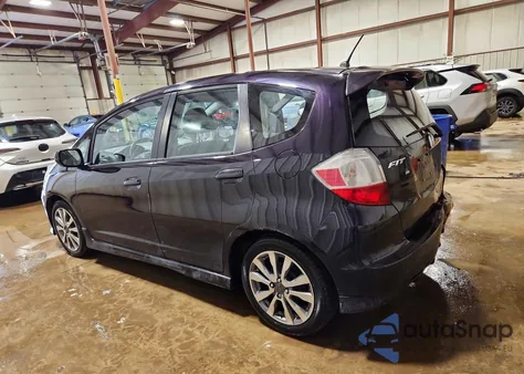 2013 Honda Fit Sport из США, поврежденный, VIN JHMGE8H52DC031946